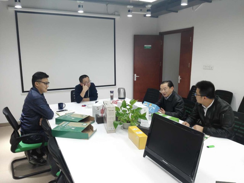 省农村产业指导中心参加苏安优农公司项目洽谈会