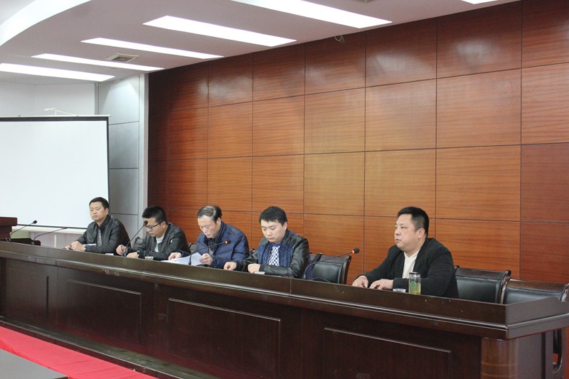 省农村产业指导中心对句容治太农业项目进行答疑