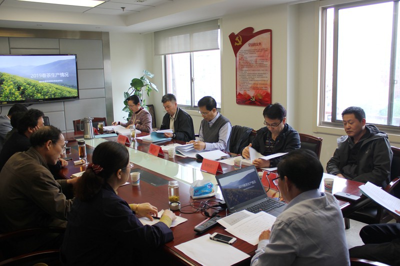 省农村产业指导中心召开宜兴太华珍香茶叶加工集中区建设项目实施计划及方案省级专家评审会