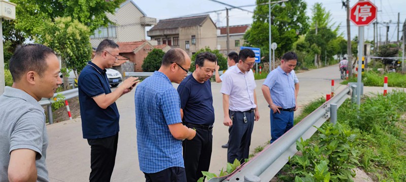 6月23日，中心课题组赴海门区农业面源污染治理项目调研